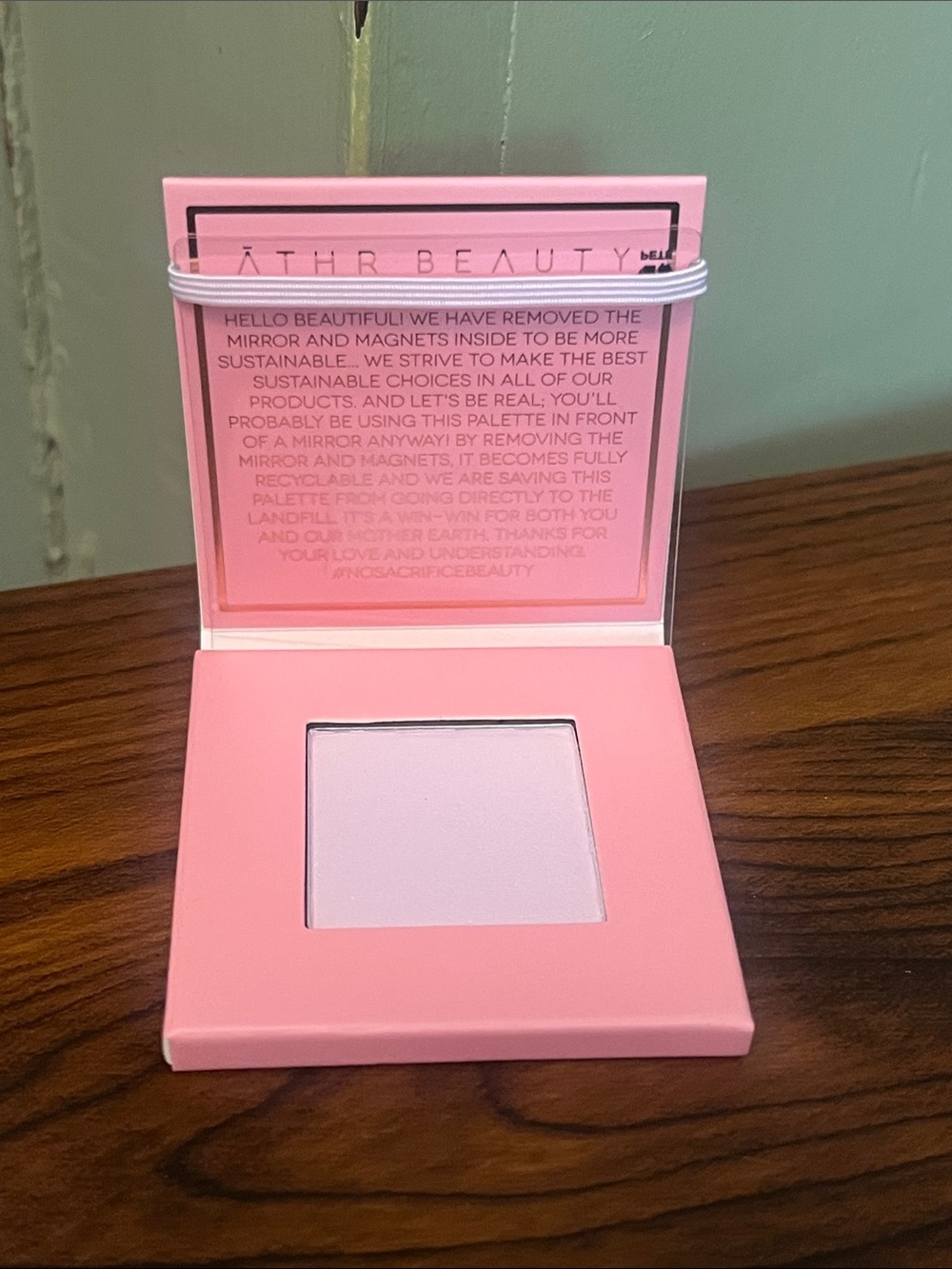 ATHR BEAUTY Desert Mirage Blurring Powder - Picture 6 of 10